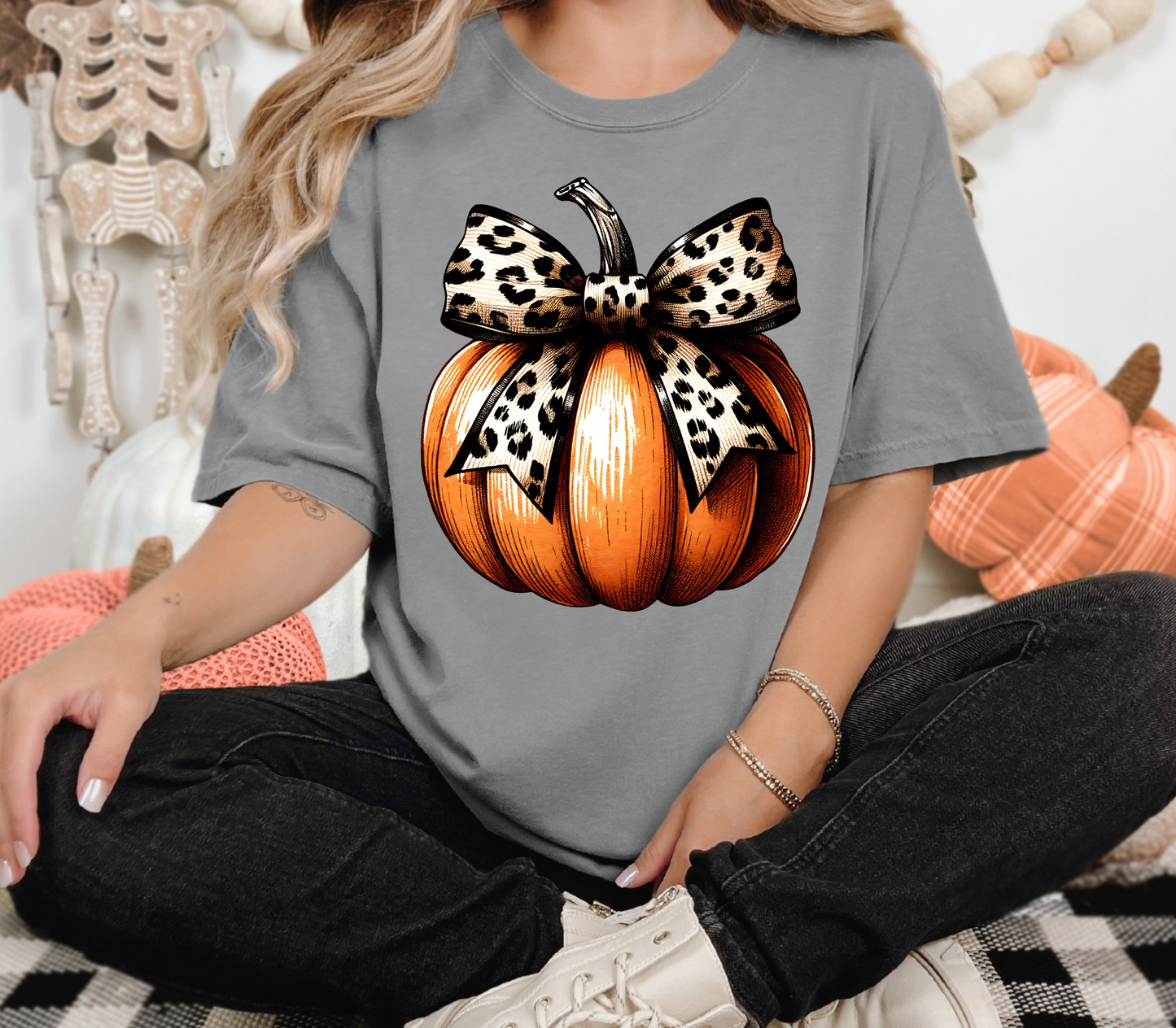 Pumpkin with Leopard Bow