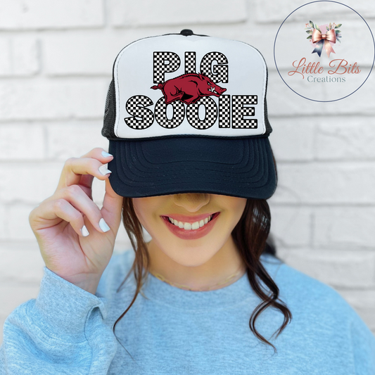 PIG SOOIE Trucker Hat